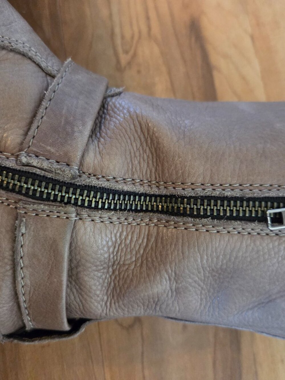 Frye Light Brown Tall Leather Riding Boots Women's Size 7.5 - Picture 6 of 12